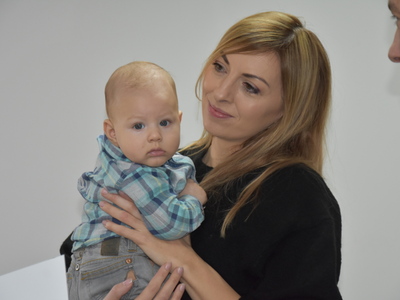 Zdjęcie z powitania nowego mieszkańca gminy Gościeradów