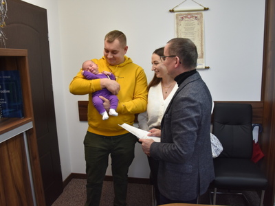 Zdjęcie ze spotkania z nowym mieszkańcem Gminy Gościeradów