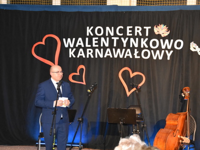 Zdjęcie z ,,Koncertu walentynkowo - karnawałowego" w Gościeradowie