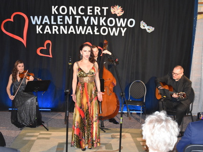 Zdjęcie z ,,Koncertu walentynkowo - karnawałowego" w Gościeradowie