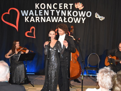 Zdjęcie z ,,Koncertu walentynkowo - karnawałowego" w Gościeradowie