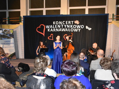 Zdjęcie z ,,Koncertu walentynkowo - karnawałowego" w Gościeradowie