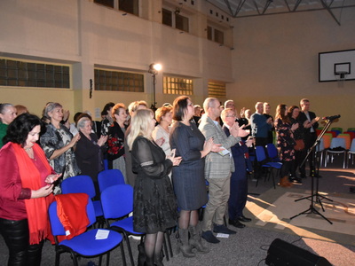 Zdjęcie z ,,Koncertu walentynkowo - karnawałowego" w Gościeradowie