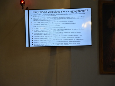 Zdjęcia z wystąpienia dot. zbrodni w Szczecynie i Wólce Szczeckiej w 1944 r.