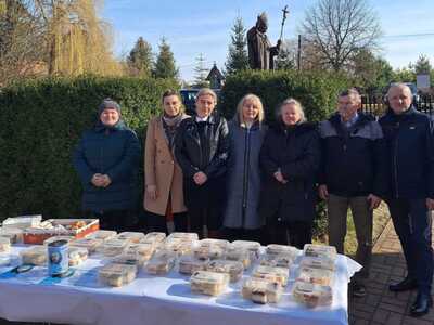 Zdjęcie z Charytatywnego Kiermaszu Ciast