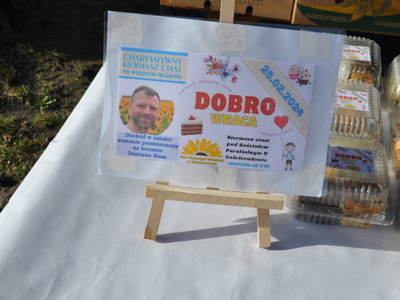 Zdjęcie z Charytatywnego Kiermaszu Ciast