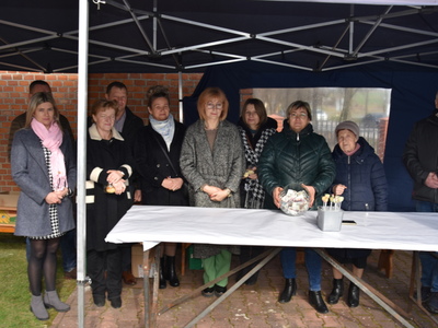 Zdjęcia z charytatywnego kiermaszu ciast w Liśniku Dużym