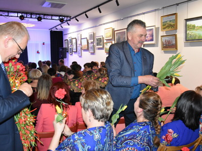 Zdjęcie z Koncert z okazji Dnia Kobiet w GOKu w Gościeradowie