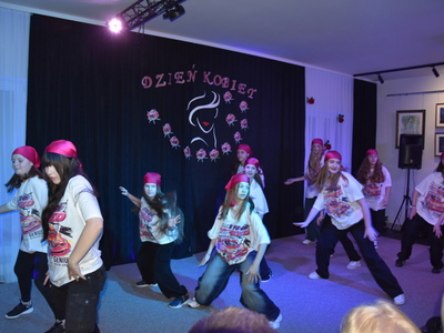 Zdjęcie z Koncert z okazji Dnia Kobiet w GOKu w Gościeradowie