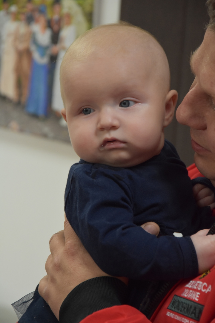 Zdjęcie z powitania nowej mieszkanki gminy Gościeradów