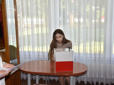 Zdjęcie z II sesji Młodzieżowej Rady Gminy Gościeradów