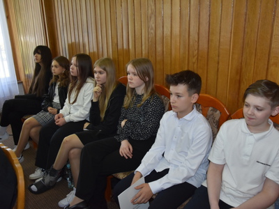 Zdjęcie z II sesji Młodzieżowej Rady Gminy Gościeradów