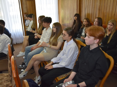 Zdjęcie z II sesji Młodzieżowej Rady Gminy Gościeradów