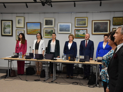 Zdjęcie z I sesji rady Gminy Gościeradów