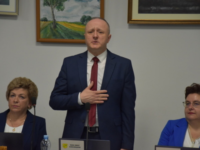 Zdjęcie z I sesji rady Gminy Gościeradów
