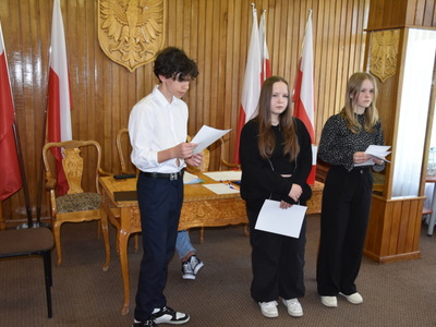 Zdjęcie z III sesji Młodzieżowej Rady Gminy Gościeradów
