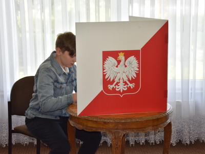Zdjęcie z III sesji Młodzieżowej Rady Gminy Gościeradów