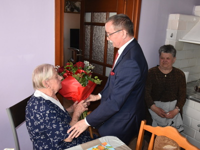 Zdjęcie ze spotkania ze 100-latką