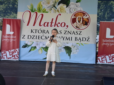 Zdjęcie z Przeglądu Pieśni Maryjnej w Księżomierzy