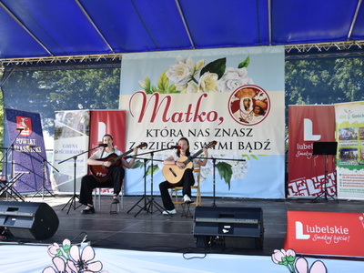 Zdjęcie z Przeglądu Pieśni Maryjnej w Księżomierzy