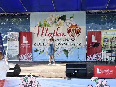 Zdjęcie z Przeglądu Pieśni Maryjnej w Księżomierzy