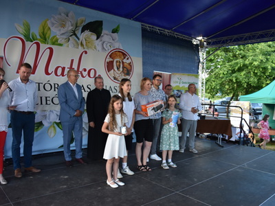 Zdjęcie z Przeglądu Pieśni Maryjnej w Księżomierzy