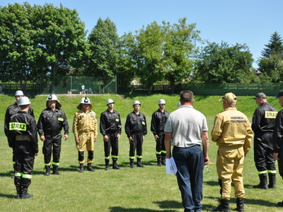 Zdjęcie z gminnych zawodów sportowo - pożarniczych