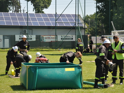 Zdjęcie z gminnych zawodów sportowo - pożarniczych