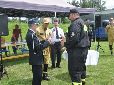 Zdjęcie z gminnych zawodów sportowo - pożarniczych