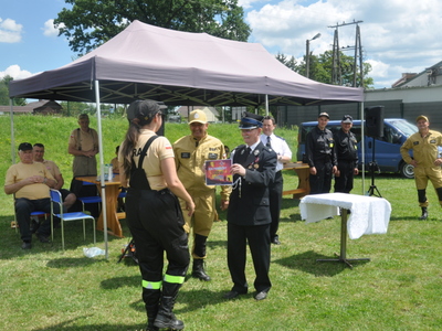 Zdjęcie z gminnych zawodów sportowo - pożarniczych