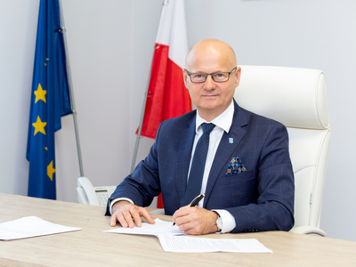 burmistrz_dariusz_gwiazdajpg [400x300]