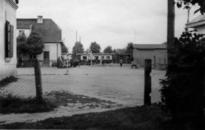 PKP, a za wagonem ul. Zastacyjna