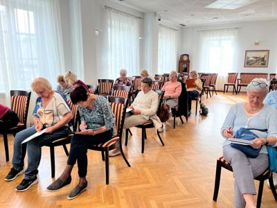 Zajęcia Joga dla mózgu dla seniorów