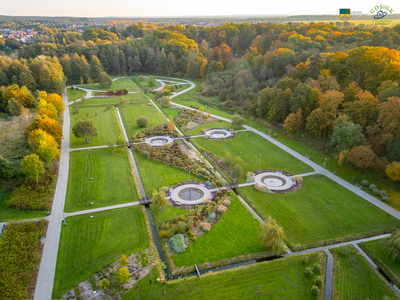 Park Miejski w Tychowie z lotu ptaka.