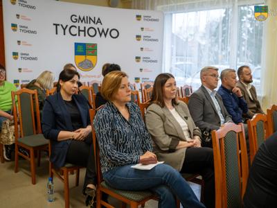 Zdjęcie wykonano podczas IIX Sesji Rady Miejskiej w Tychowie