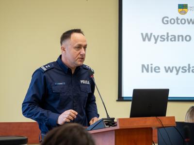 Zdjęcie wykonano podczas XII Sesji Rady Miejskiej w Tychowie 