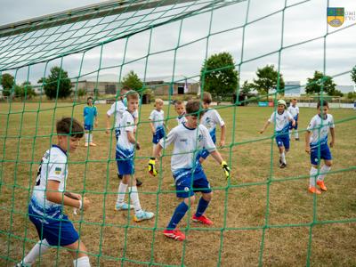 Na zdjęciu dzieci z klubu sportowego Głaz Tychowo podczas Festiwalu Letniego w Chemnitz - podczas turnieju