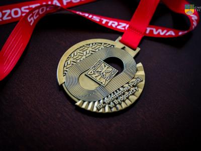Na zdjęciu medal Małgorzaty.