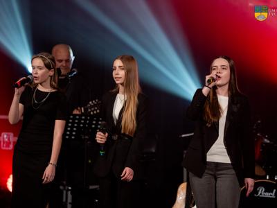 koncert „7 Piosenek o Wolności z ulicy Wolności 7” podczas występu  występ