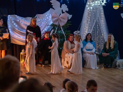 Zdjęcie wykonano podczas Jasełek w Gminnym Przedszkolu Dębowa Chatka w Tychowie. 