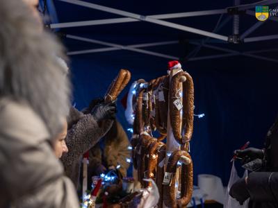 Zdjecie wkoanano podczas Kiermaszu Bożonarodzeniowego w Tychowie