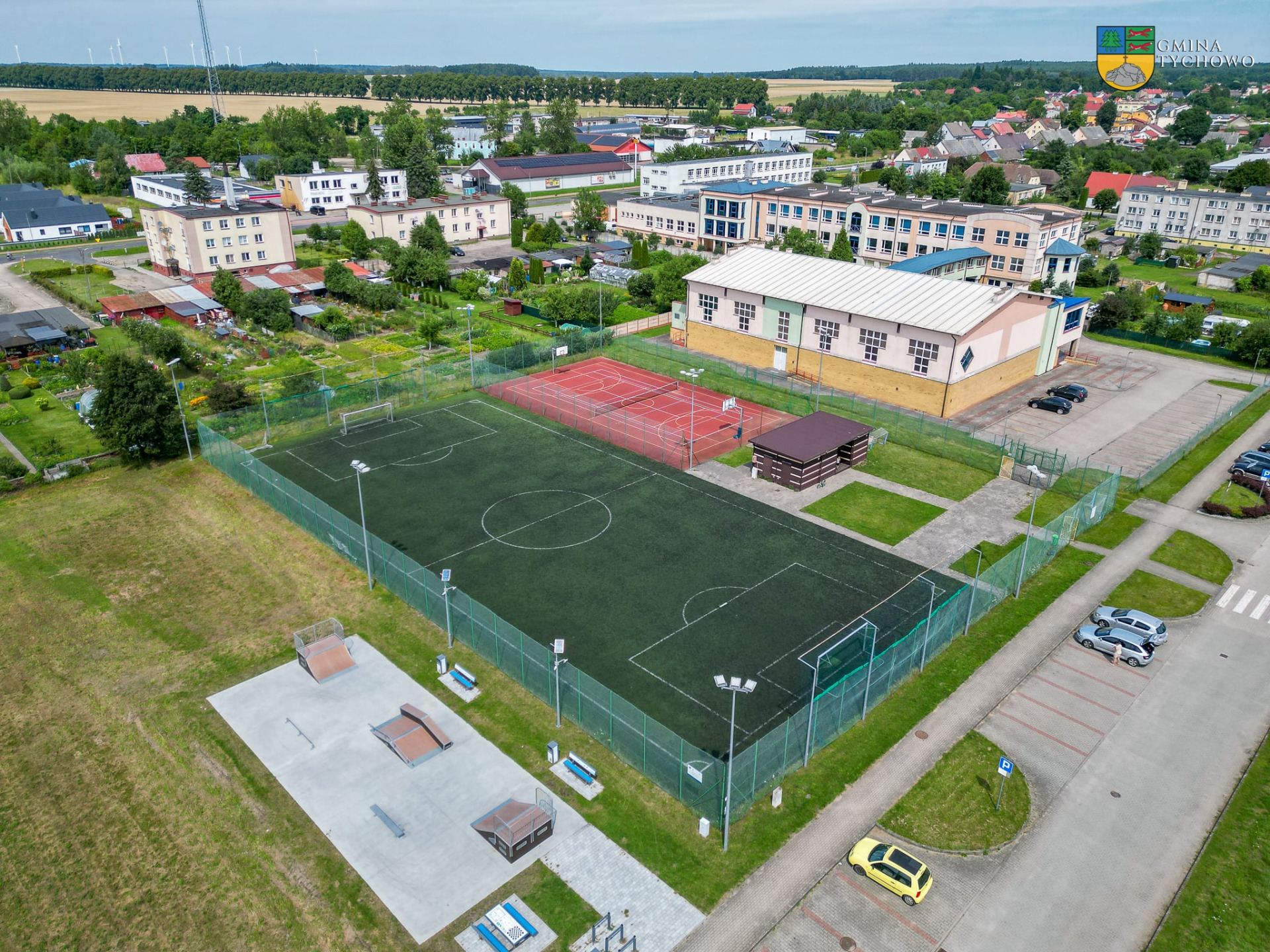 Orlik o remoncie - zdjęcie z drona