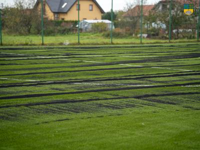 Orlik w Tychowie w trakcie remontu