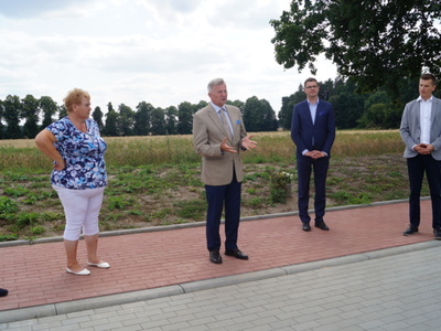 Uroczyste oddanie do użytku drogi gminnej w Liśnicy.