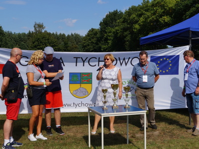 Na zdjęciu od lewej Radosław i Aleksandra Turek z synem, p. Krystyna Dobrzańska, p. Wiesław Krauzowicz, p. Hubert Kapelko.