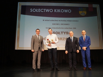 Na zdjęciu Burmistrz Tychowa, Sołtys Kikowa, Wiceprzewodniczący RM w Tychowie oraz Zastępca Burmistrza.