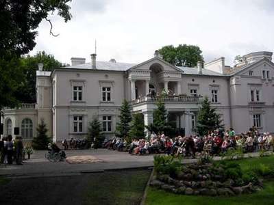 Pałac w Ugoszczu