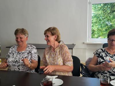 uczestnicy zajęć kosmetologicznych