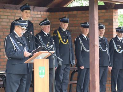 uroczystość przyjęcia samochodu