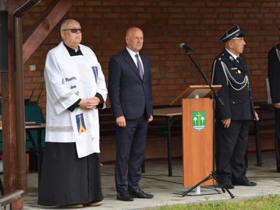 uroczystość przyjęcia samochodu